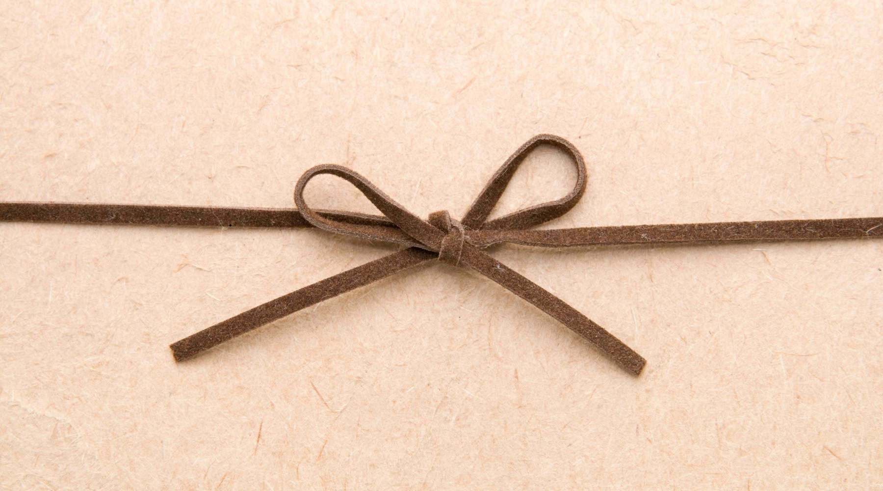 Ilmainen lahja yli 120 euron tilauksiin!