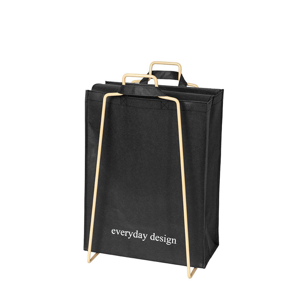 helsinki-kassiteline-beige-ja-pest-v-paperikassi-everyday-design-finland