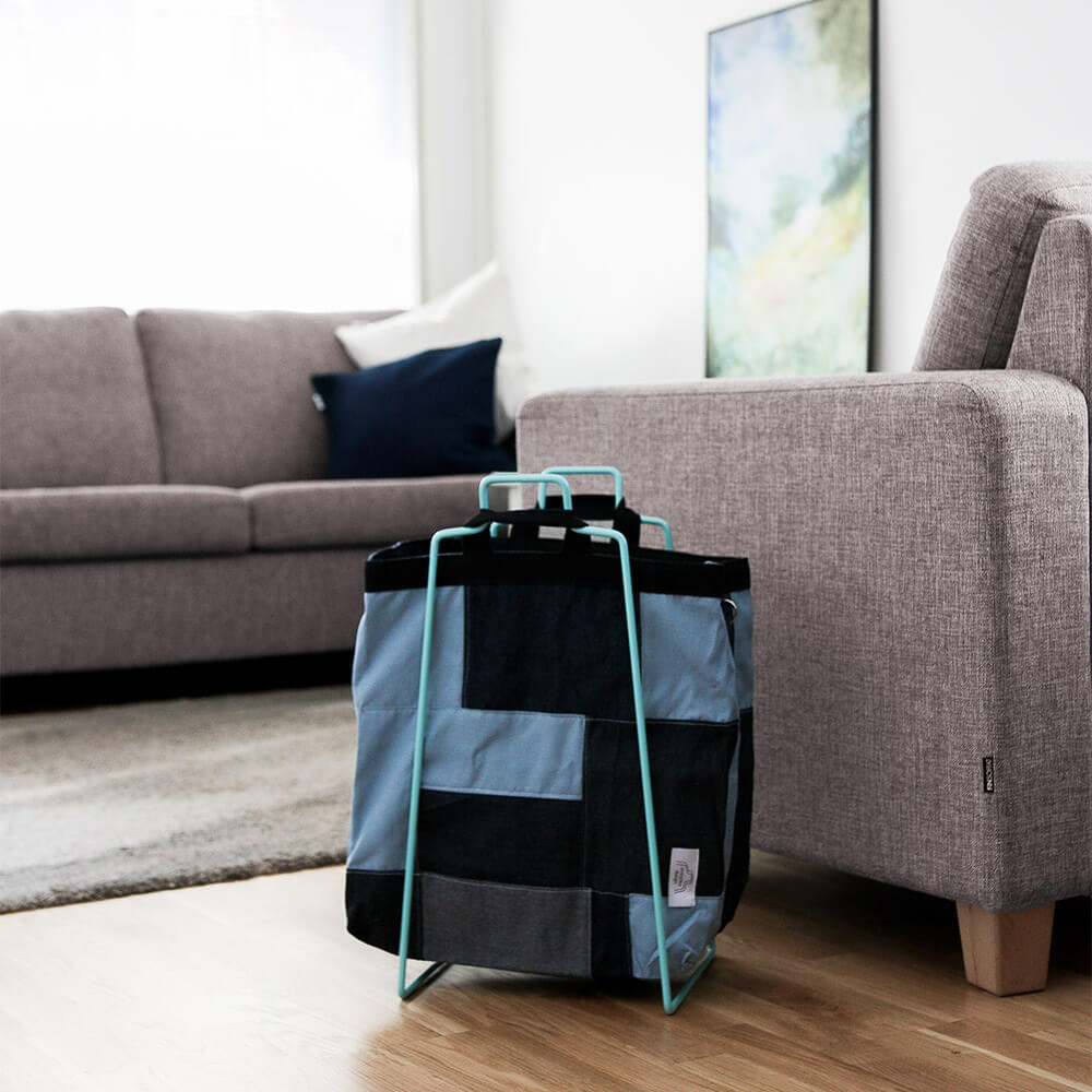 HELSINKI-kassiteline turkoosi ja farkkukassi