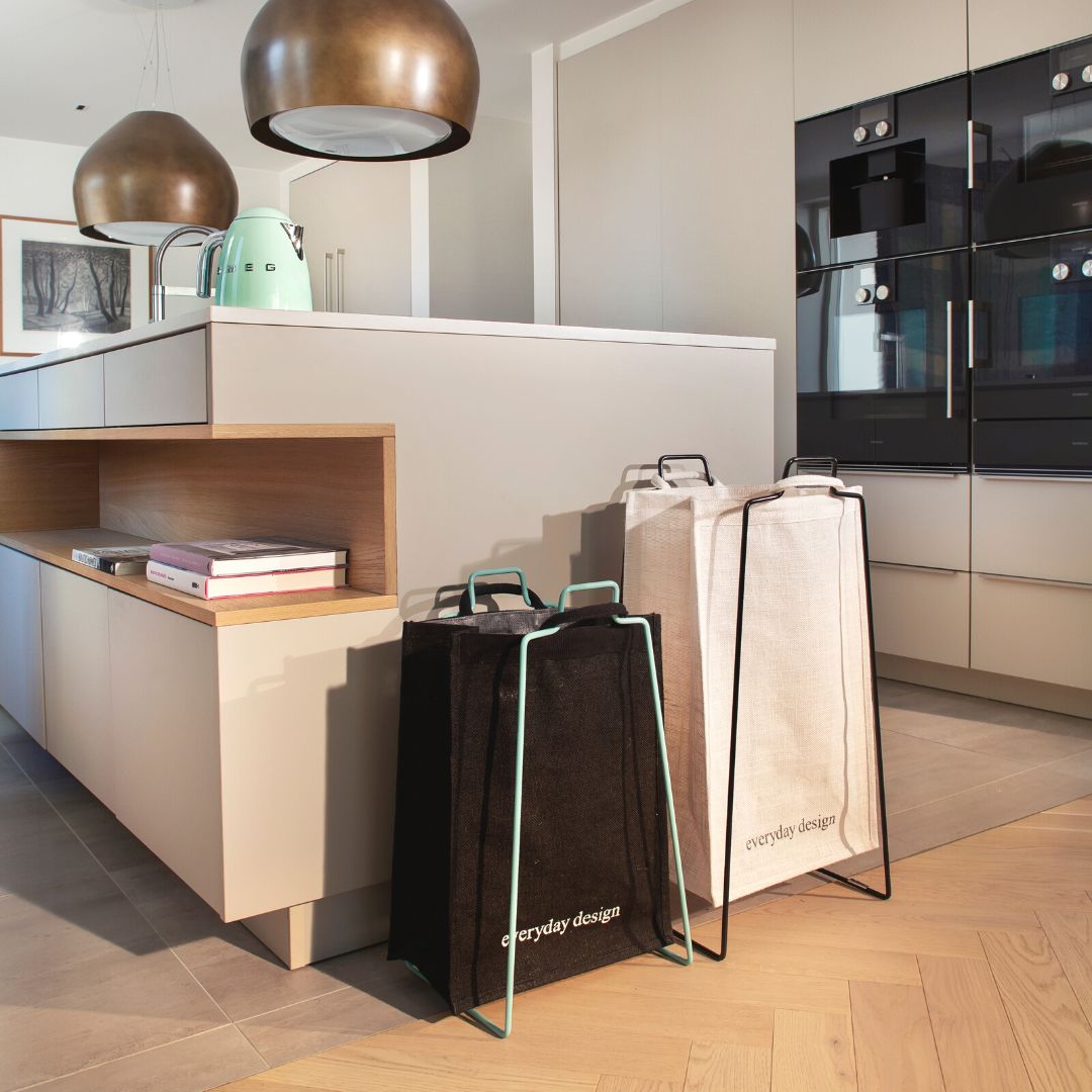 HELSINKI-kassiteline turkoosi