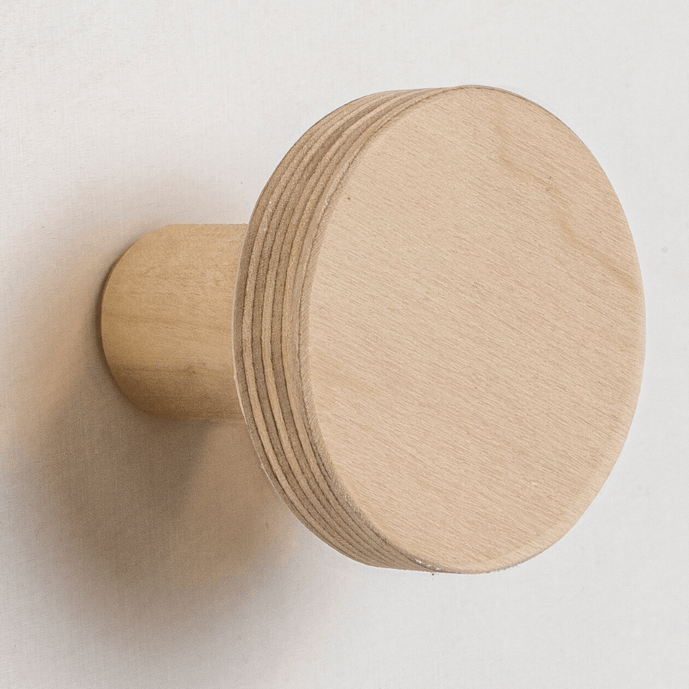 KNOB- puinen vaatetappi iso