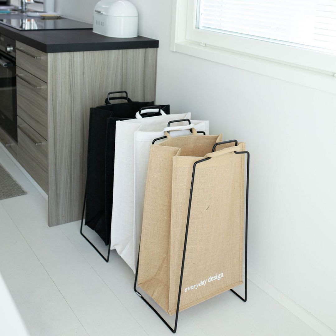 TURKU XL -lajittelupiste musta