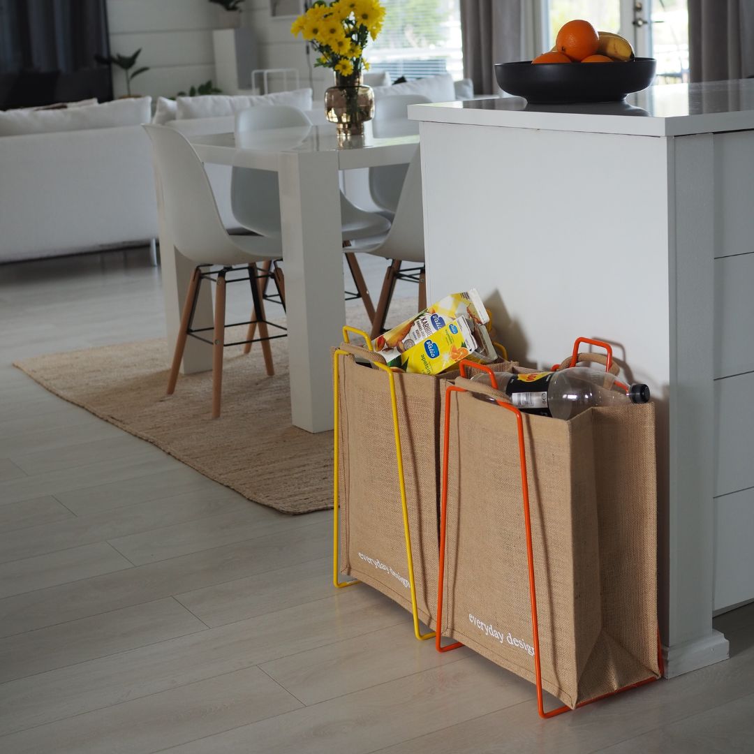 HELSINKI-kassiteline oranssi ja juuttikassi