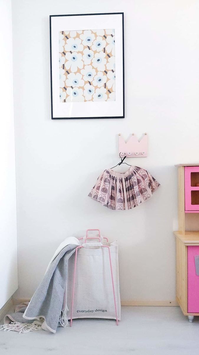 MATALA KRUUNU -puunaulakko