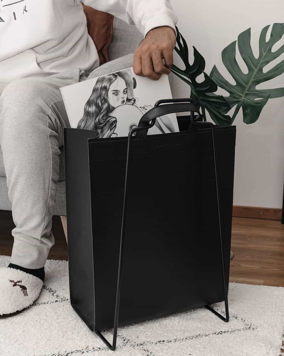 VAASA-kuitunahkakassi musta