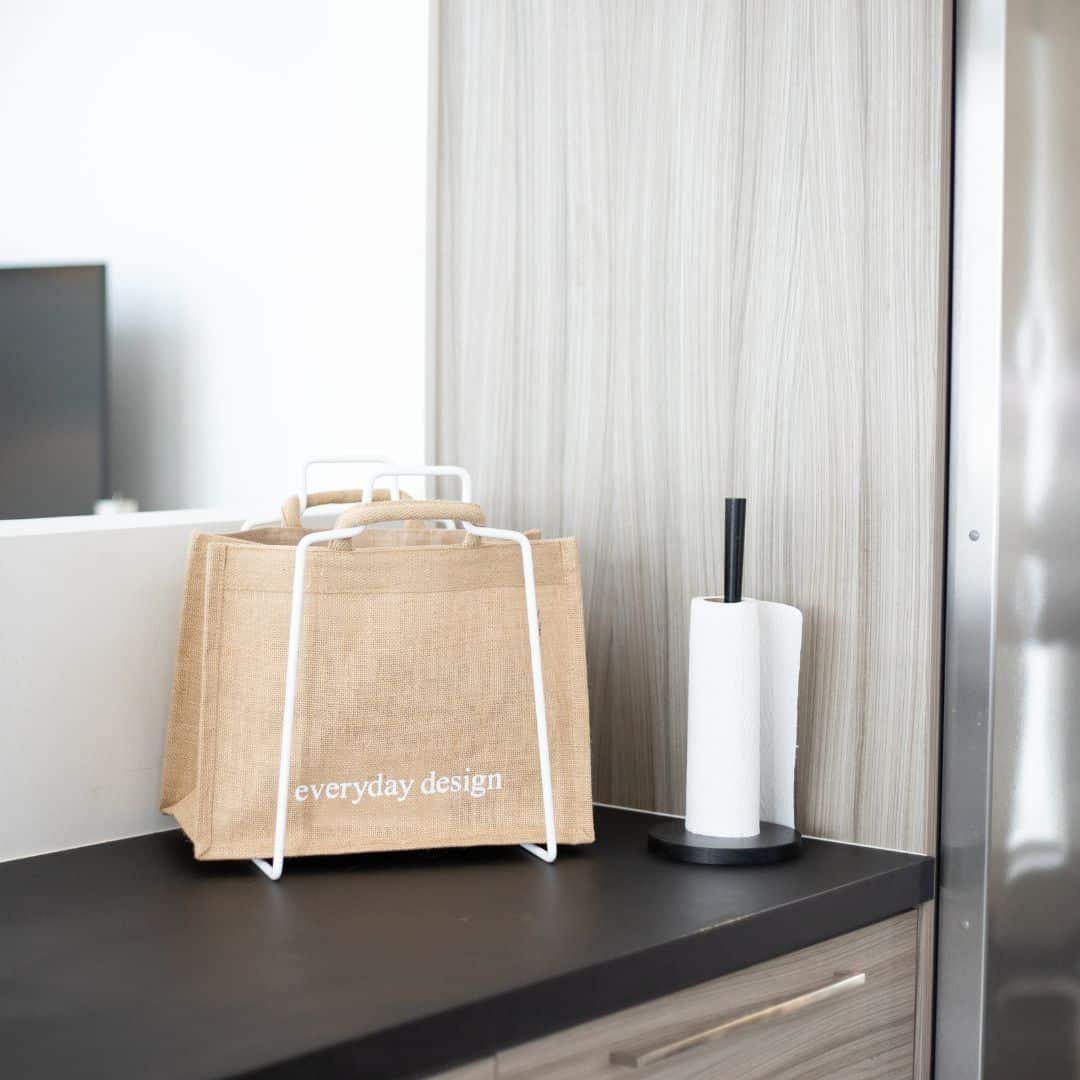 LAHTI-teline ja juuttikassi