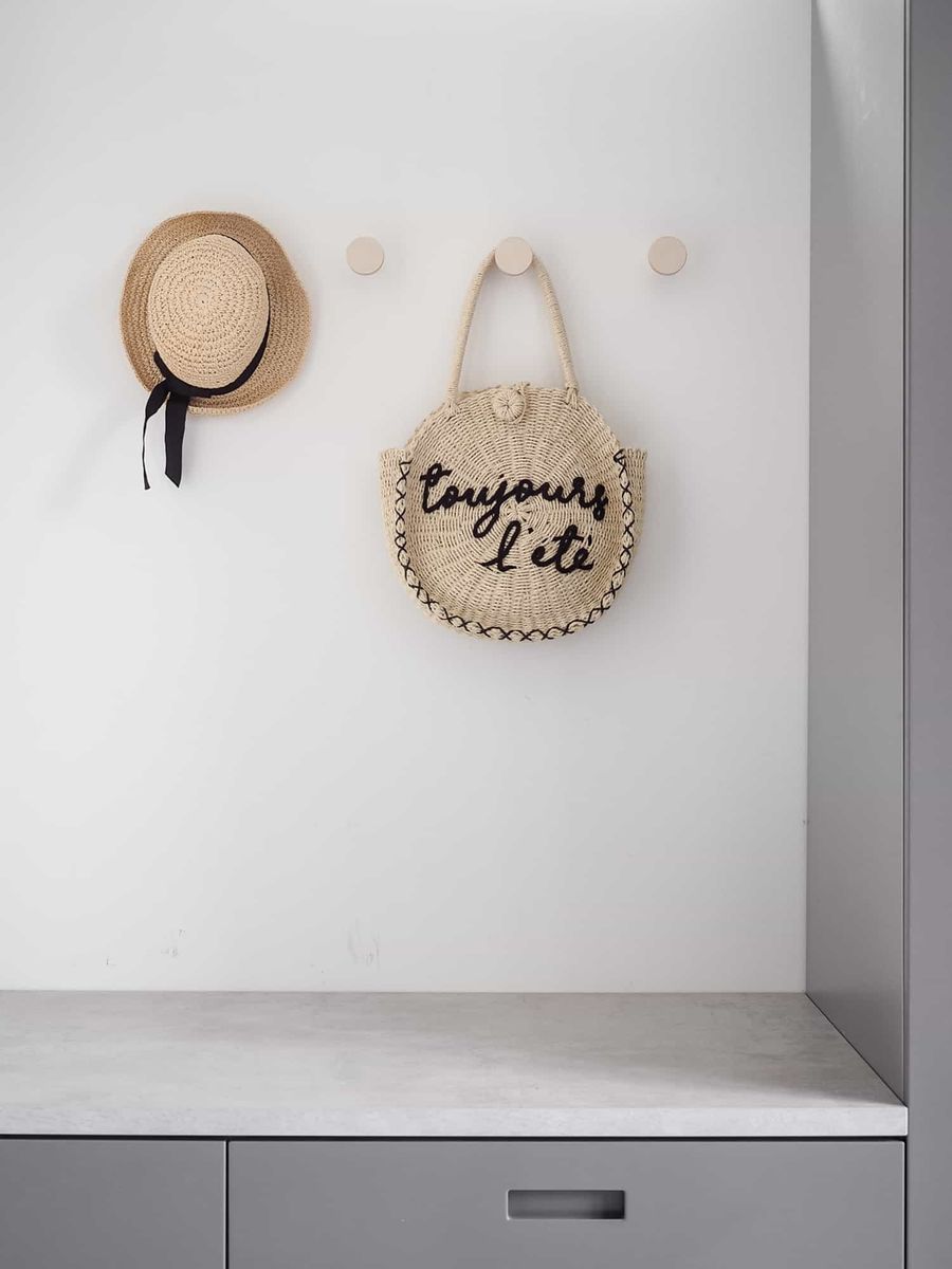 KNOB- puinen vaatetappi pieni