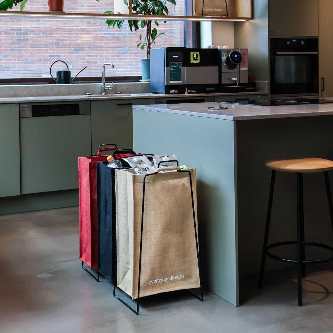 TURKU XL -kierrätyspaketti musta