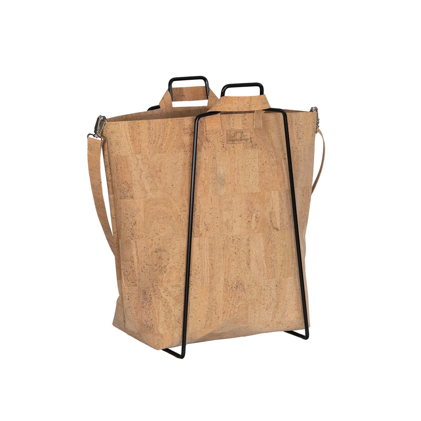 HELSINKI-teline ja korkkikassi -tuotepaketti