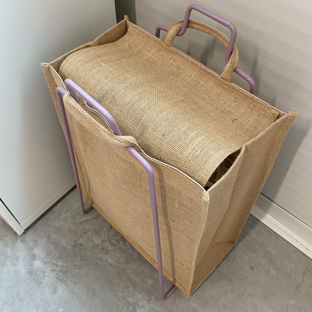 HELSINKI-kassiteline laventeli ja juuttikassi