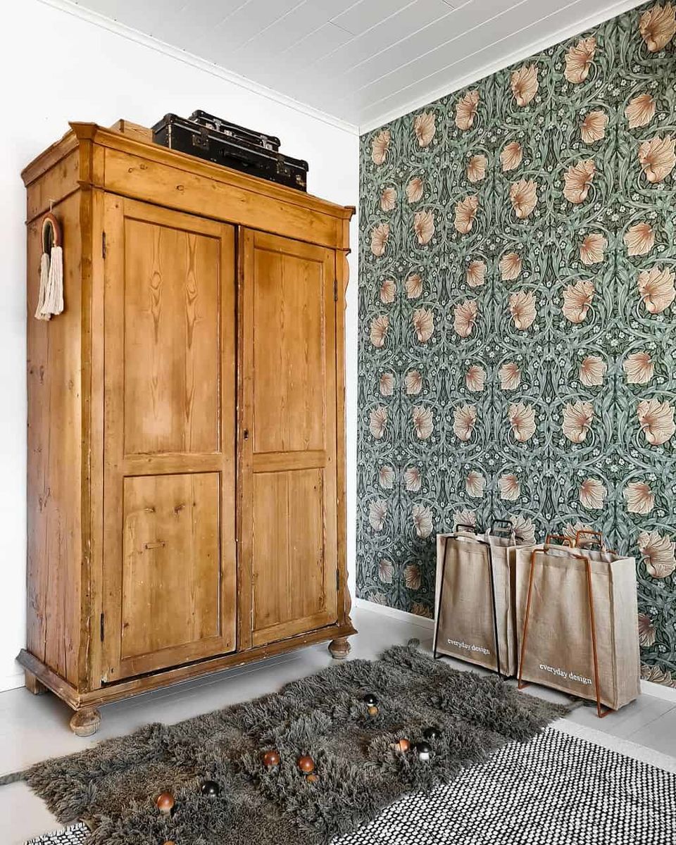 HELSINKI-kassiteline toffee ja juuttikassi